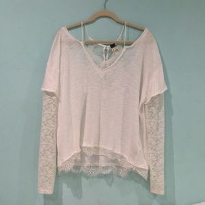 Free People white top with lace sleeves